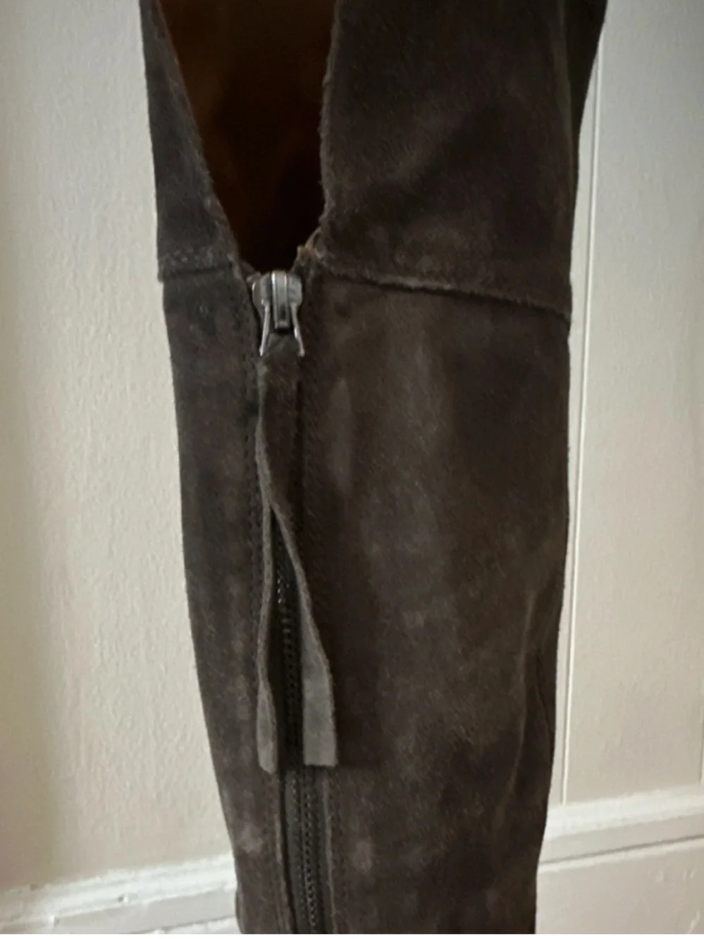 Franco Sarto Genuine Grey Suede Leather Over-the-Knee Riding Boots, Full Zip 7M